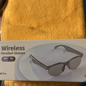 Wireless Headset Glasses - Black